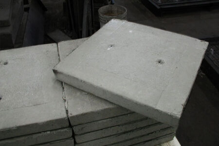 DRAIN COVER WITH EAR